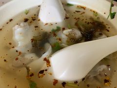 馄饨-宝光熏肉鞋底火烧(新街口店)