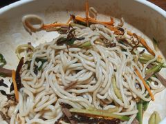 鸡丝凉米线-云海肴·汽锅鸡·云南菜(美罗城店)