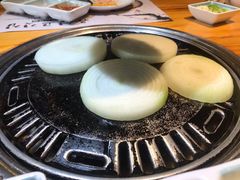 白洋葱-唯成•韩国炭火烤肉 유성고기