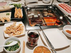 -海底捞火锅鲜切牛肉主题店(长寿路店)