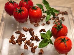 番茄脆菇沙拉-小大董·烤鸭(凤凰汇店)