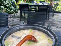 雪山鱼炖豆腐-炊烟餐厅