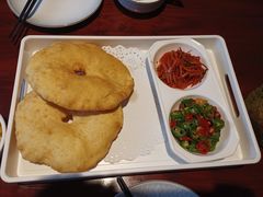 三秦油饼-味鼎长安·地道陕菜(凤城一路店)