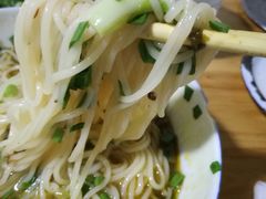 -越洋肖氏老米线(杨家坪店)