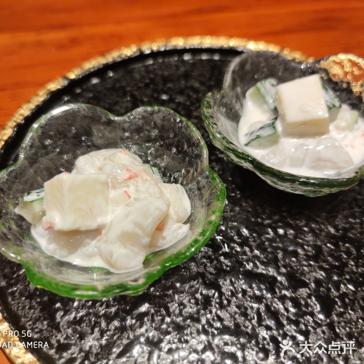 炸黄鱼也是外表被炸的特别酥脆,就是一定要趁热吃