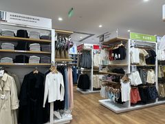 -优衣库(上海虹口龙之梦店)