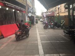 -风度国际生活广场-停车场