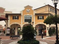-佛罗伦萨小镇广佛名品奥特莱斯(疏港路店)