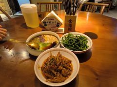 -蛮佬拾·乡里土菜馆(河西王府井店)