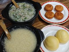 皮蛋瘦肉粥-老拉萨粥坊