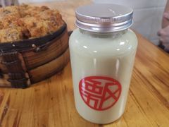 豆浆-人和水上飘(第一家店)