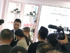 -新百广场(中山西路店)