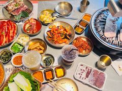 -草家酱蟹炭火烤肉店(珲春南路一店)