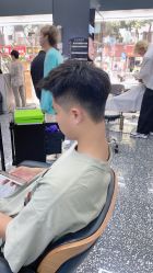 -藤野造型专业烫染接发