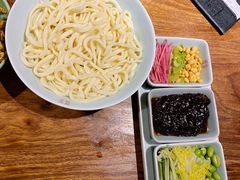 炸酱面-小吊梨汤·北京菜·烤鸭(鸟巢店)