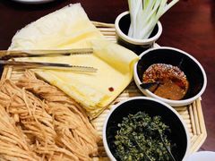 -蓝海国际大饭店·蓝钻自助百汇(兰山店)