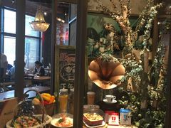 -玛格萝妮(汇智国际商业中心店)