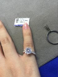 -威德钻石-克拉钻大本营(南京东路店)