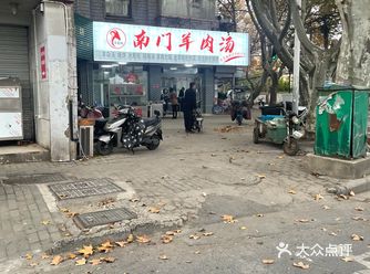 **上总是刷到这家店，老板的“苏鲁豫皖的老乡们……”