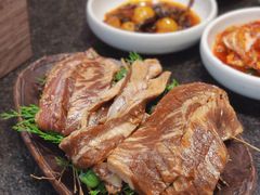 -草家酱蟹炭火烤肉店(珲春南路一店)