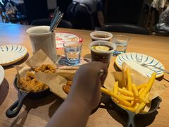 -必胜客(新中纬店)