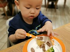 -必胜客(新中纬店)