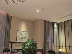-泓历皇朝酒店(东亭店)