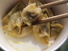-肥叔锅贴(港澳广场店)