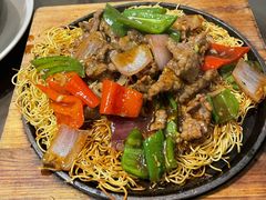 港式黑椒牛肉煎面-盏簋品味馆(沙溪店)
