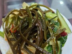 -牛一嘴·兰州牛肉面·大盘鸡(财富中心店)