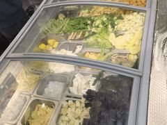自助取餐区-愉肴麻辣香锅(中北镇店)