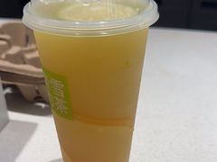 -奈雪的茶(七宝领展广场店)