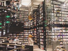 -钟书阁(群光广场店)