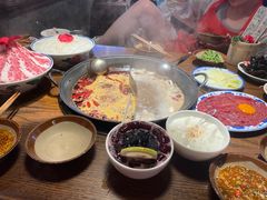 -萍姐火锅·公路夜市(武汉首店)