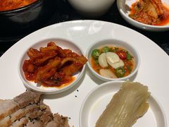 韩国秘制包肉-酣庭院(红松东路店)