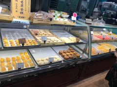 面包甜点陈列柜-武汉冠生園(吉庆街店)