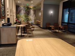 -星巴克臻选(威海威高广场店)