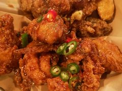 炸鸡翅一半一半-富乐满韩国正宗炸鸡韩国料理(虹泉路店)