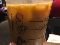 -星巴克臻选(南京金茂览秀城店)