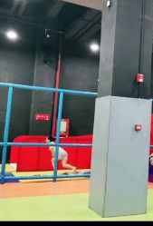 -蹦贝运动中心·蹦床·攀岩·闯关(龙岗店)