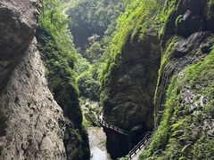 -龙水峡地缝景区