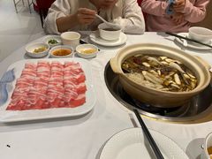 -天宜隆蘑菇宴火锅(石景山旗舰店)