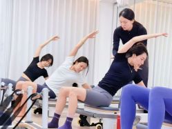 -莫纳瑜伽·普拉提