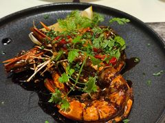蒜蓉炙烧虎头虾-SHADOWS•Bistro&Eatery(安福路店)