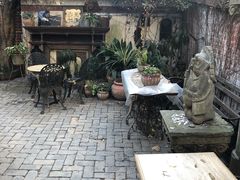 -古董花园(思南路42弄小区店)