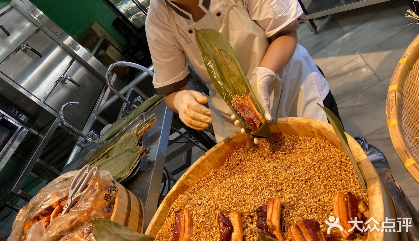 真正的客如云来，宾至如归