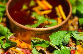 Copper Pot Dry Pot Beef