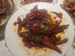 -嗨辣小聚·盘锦河蟹·海鲜烧烤龙虾(盘锦十年好店)