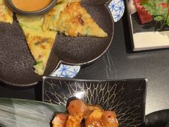 -山川小町·极番烧肉(新地假日广场店)