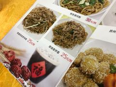 -强记湛江鸡饭店·二十七年老字号(拱北店)